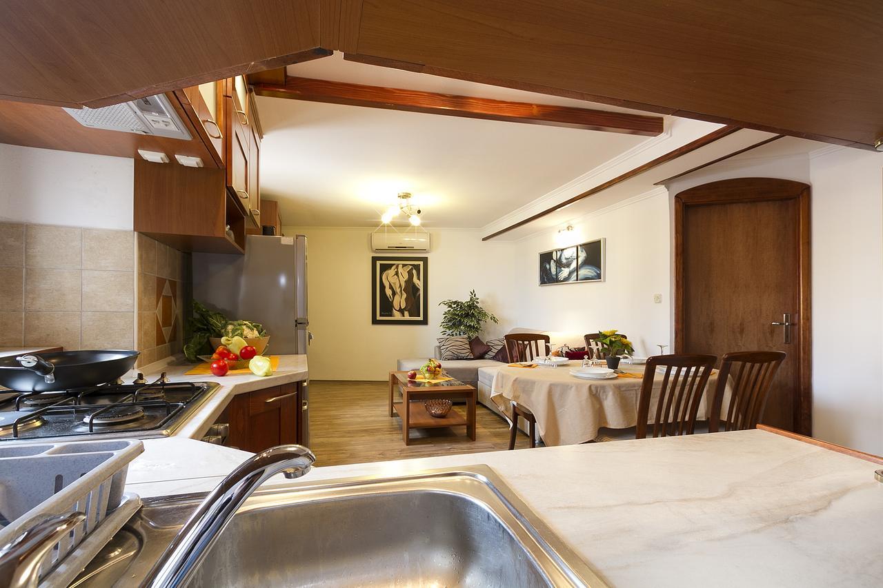 Apartment Nino Rovinj Chambre photo